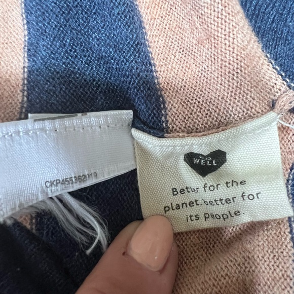 Madewell top\sweater - Picture 8 of 8